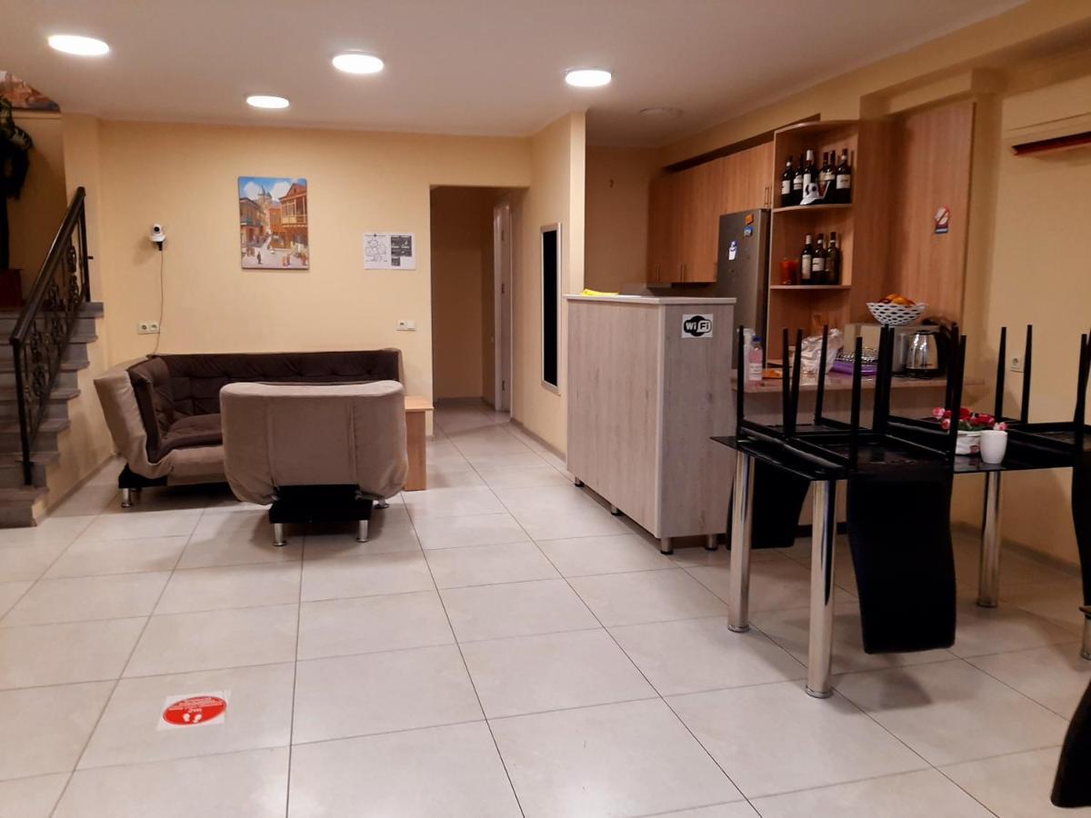 Amadeus Hotel Tiflis Dış mekan fotoğraf
