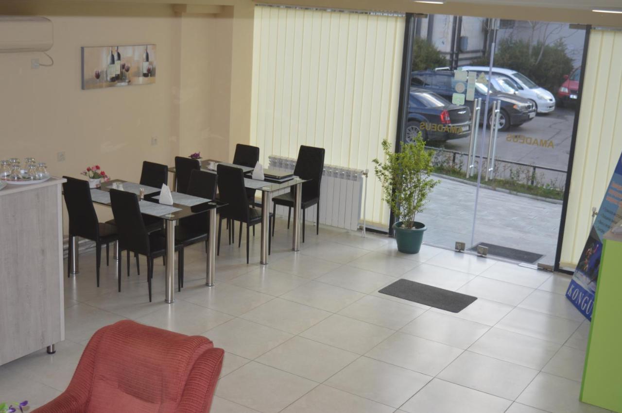 Amadeus Hotel Tiflis Dış mekan fotoğraf